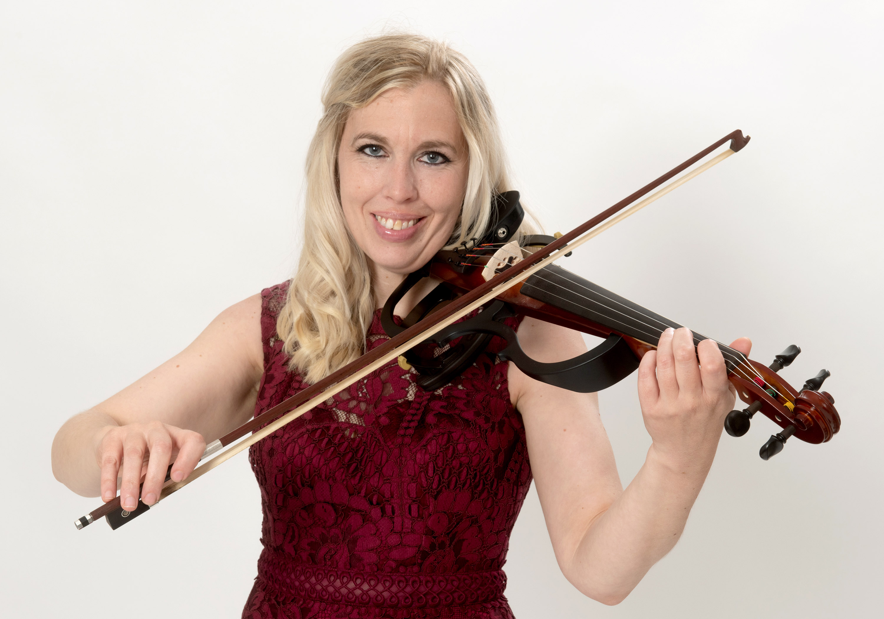 Wedding and events Violinist in Somerset Top UK Wedding Bands